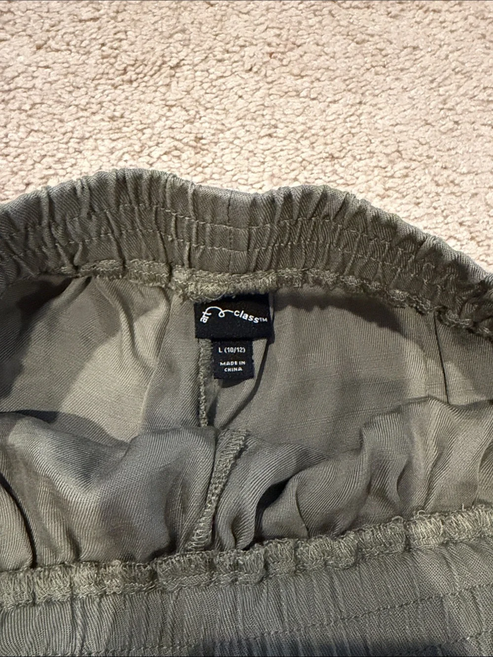 Art class Olive Green Ruffle Hem Shorts sz 10/12